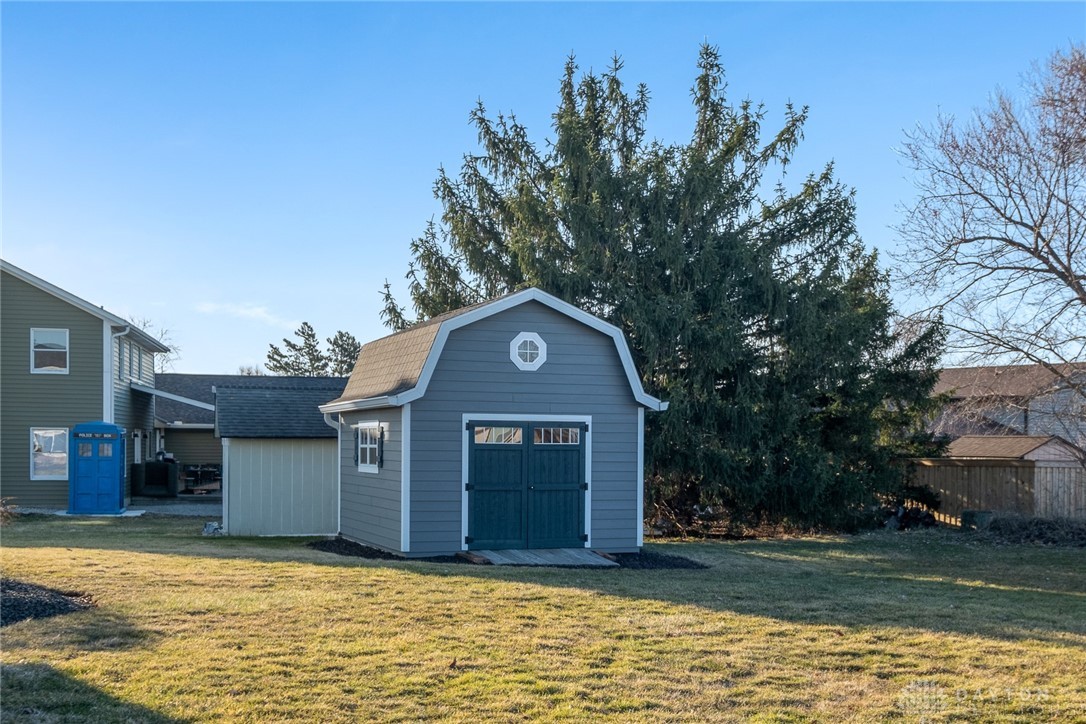 2386 Spicer Drive, Beavercreek, Ohio image 42