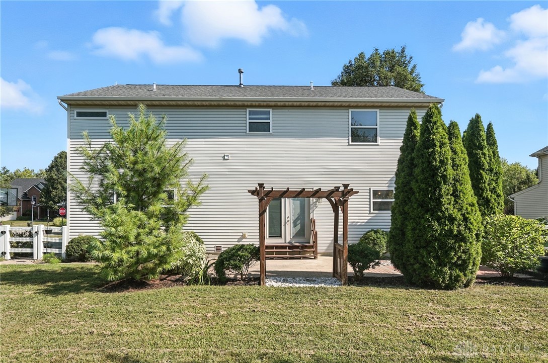 Mason, Ohio 45040, United States, 4 Bedrooms Bedrooms, ,4 BathroomsBathrooms,Residential,Active,195942