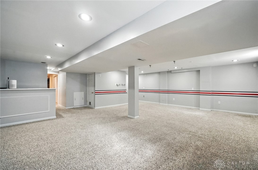 Mason, Ohio 45040, United States, 4 Bedrooms Bedrooms, ,4 BathroomsBathrooms,Residential,Active,195942