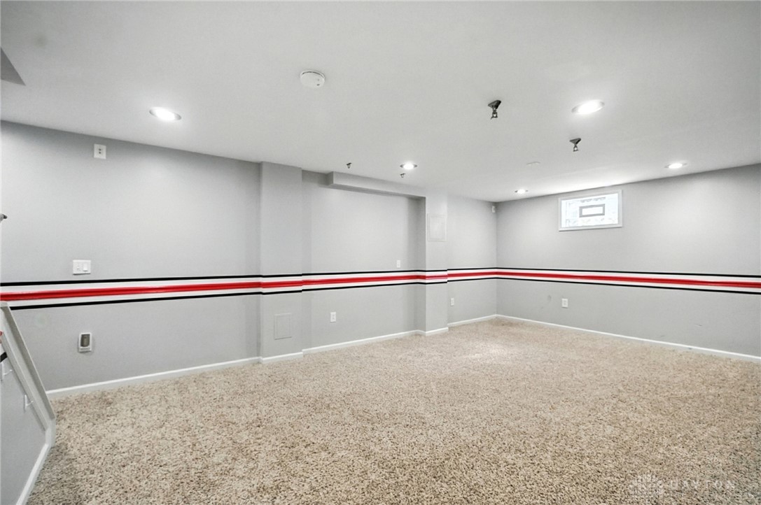 Mason, Ohio 45040, United States, 4 Bedrooms Bedrooms, ,4 BathroomsBathrooms,Residential,Active,195942