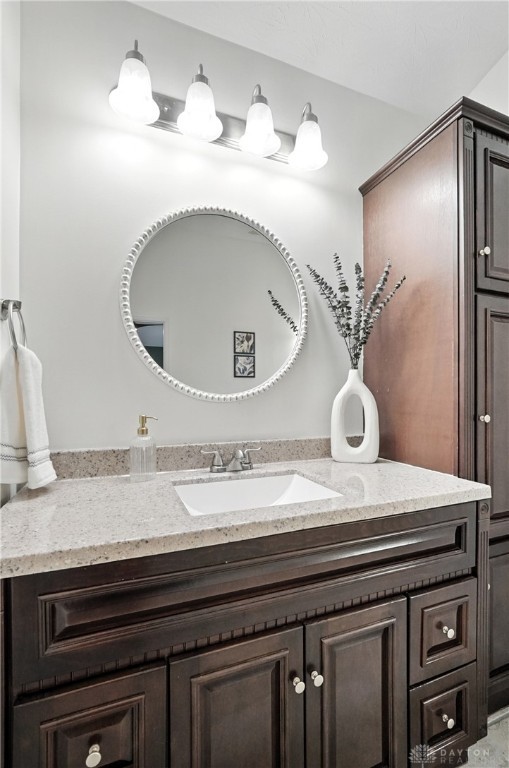 Mason, Ohio 45040, United States, 4 Bedrooms Bedrooms, ,4 BathroomsBathrooms,Residential,Active,195942