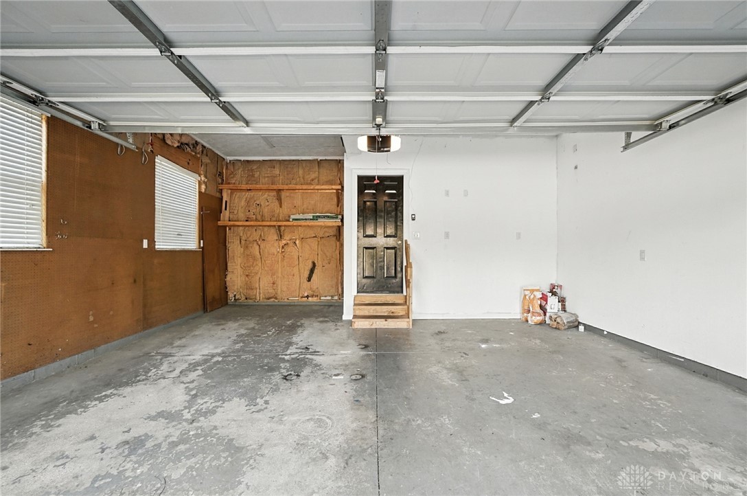 Mason, Ohio 45040, United States, 4 Bedrooms Bedrooms, ,4 BathroomsBathrooms,Residential,Active,195942