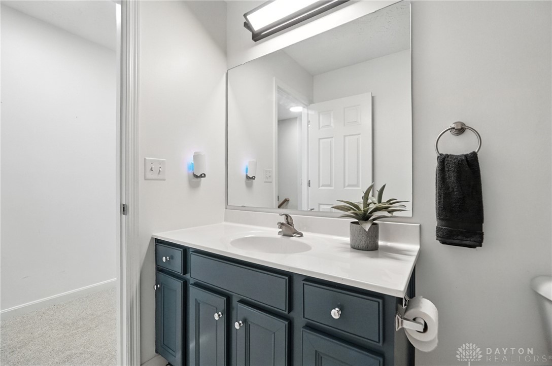 Mason, Ohio 45040, United States, 4 Bedrooms Bedrooms, ,4 BathroomsBathrooms,Residential,Active,195942