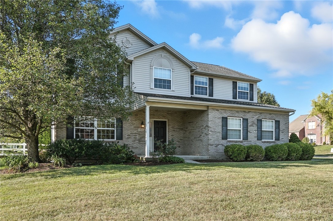 Mason, Ohio 45040, United States, 4 Bedrooms Bedrooms, ,4 BathroomsBathrooms,Residential,Active,195942