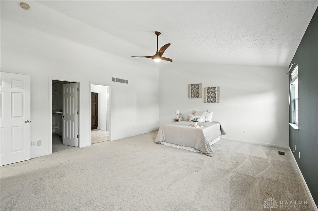 Mason, Ohio 45040, United States, 4 Bedrooms Bedrooms, ,4 BathroomsBathrooms,Residential,Active,195942