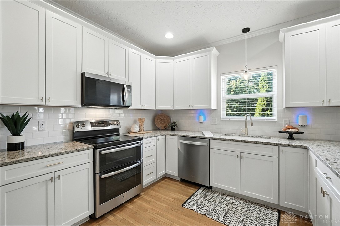 Mason, Ohio 45040, United States, 4 Bedrooms Bedrooms, ,4 BathroomsBathrooms,Residential,Active,195942