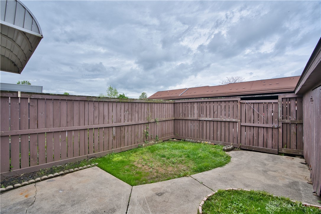 1313 Rona Village Boulevard, Fairborn, Ohio image 24