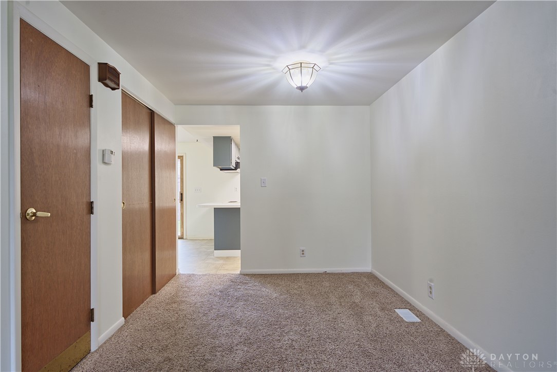 1313 Rona Village Boulevard, Fairborn, Ohio image 7