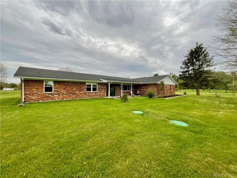 3240 Old Winchester Trail, Caesarcreek Twp, OH 45385 - #: 909884