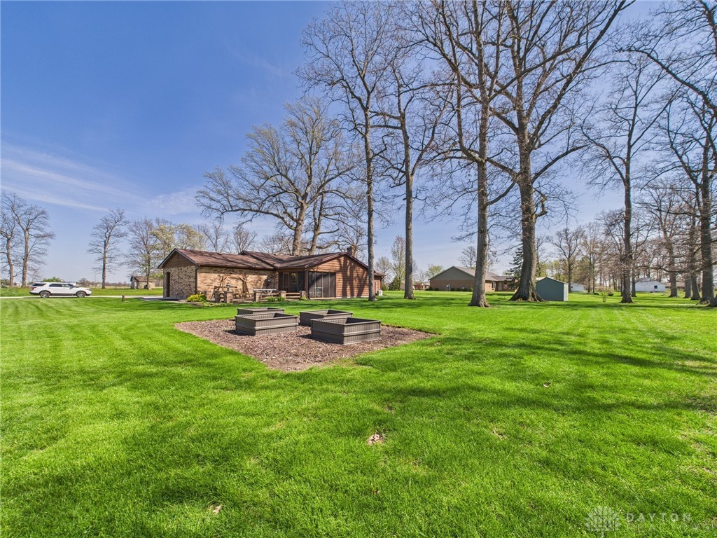 7584 Ravenwood Drive, Greenville, Ohio image 31