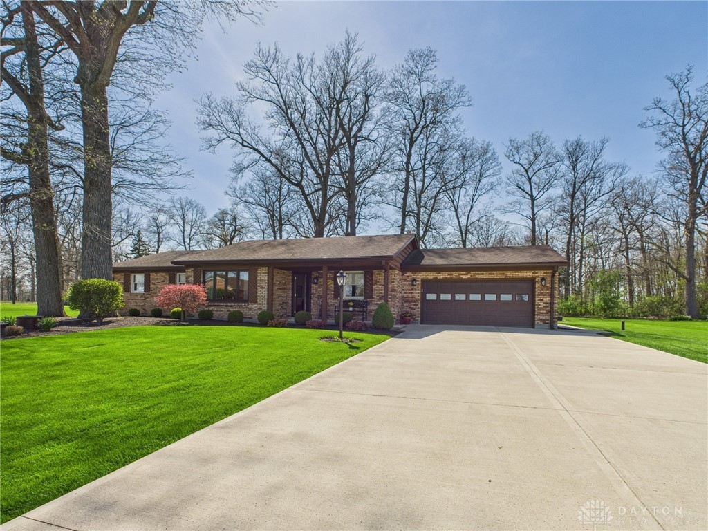 7584 Ravenwood Drive, Greenville, Ohio image 26