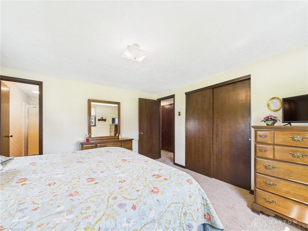 7584 Ravenwood Drive, Greenville, Ohio image 20