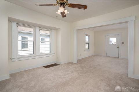 Tiny photo for 4022 Farnham Avenue, Dayton, OH 45420 (MLS # 945309)