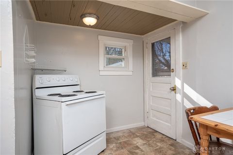 Tiny photo for 4022 Farnham Avenue, Dayton, OH 45420 (MLS # 945309)