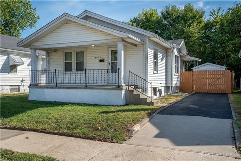 Photo of 4022 Farnham Avenue, Dayton, OH 45420 (MLS # 945309)