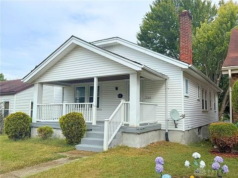 Photo of 44 Fer Don Road, Dayton, OH 45405 (MLS # 944331)