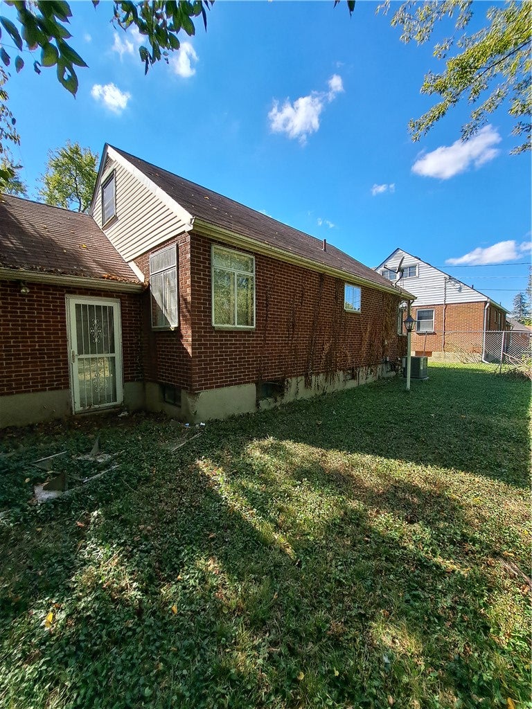 4607 Channing Lane