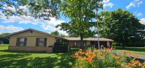 Homes For Sale - 201 Eaton Avenue<br/> Eaton, OH 45320