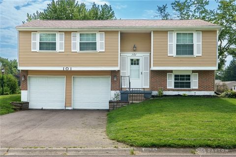 Photo of 101 Westrock Farm Drive, Englewood, OH 45322 (MLS # 944795)