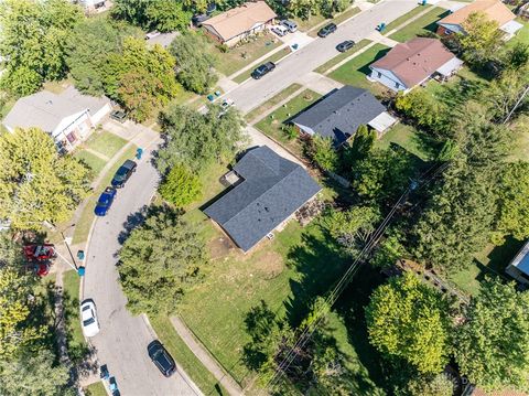Tiny photo for 7126 Mandrake Drive, Dayton, OH 45424 (MLS # 945455)