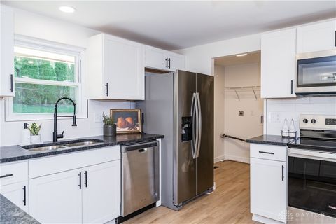 Tiny photo for 7126 Mandrake Drive, Dayton, OH 45424 (MLS # 945455)