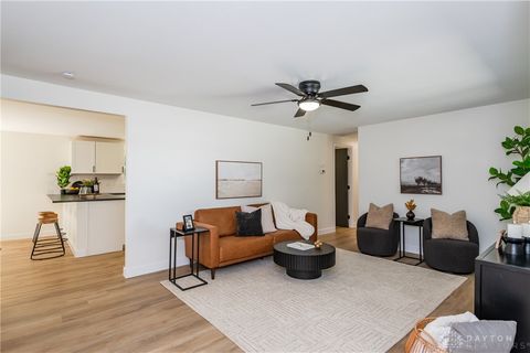 Tiny photo for 7126 Mandrake Drive, Dayton, OH 45424 (MLS # 945455)