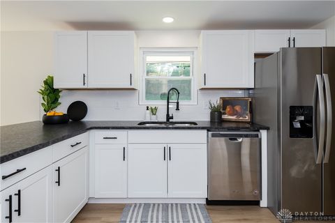 Tiny photo for 7126 Mandrake Drive, Dayton, OH 45424 (MLS # 945455)