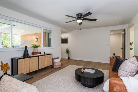 Tiny photo for 7126 Mandrake Drive, Dayton, OH 45424 (MLS # 945455)