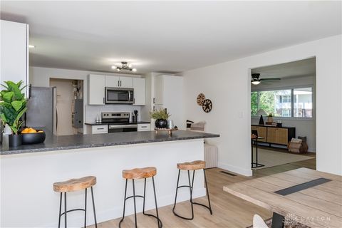 Tiny photo for 7126 Mandrake Drive, Dayton, OH 45424 (MLS # 945455)