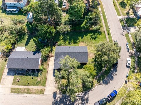Tiny photo for 7126 Mandrake Drive, Dayton, OH 45424 (MLS # 945455)