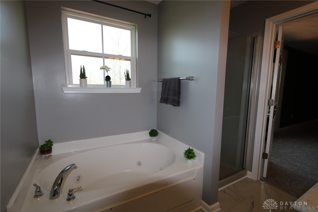 5517 Sagewood Drive, Miamisburg, Ohio image 22