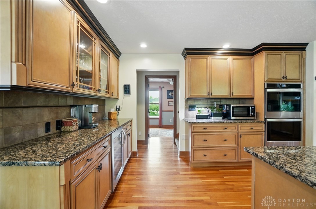 2642 Kilkenny Court, Springfield, Ohio image 29