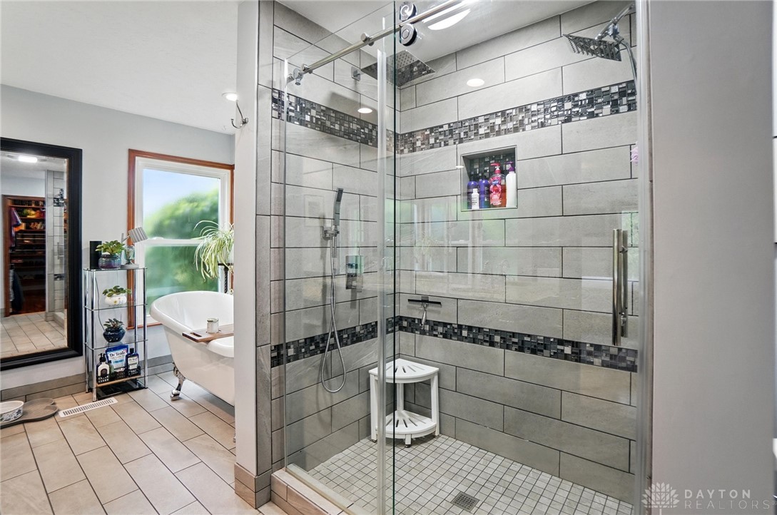 2642 Kilkenny Court, Springfield, Ohio image 49