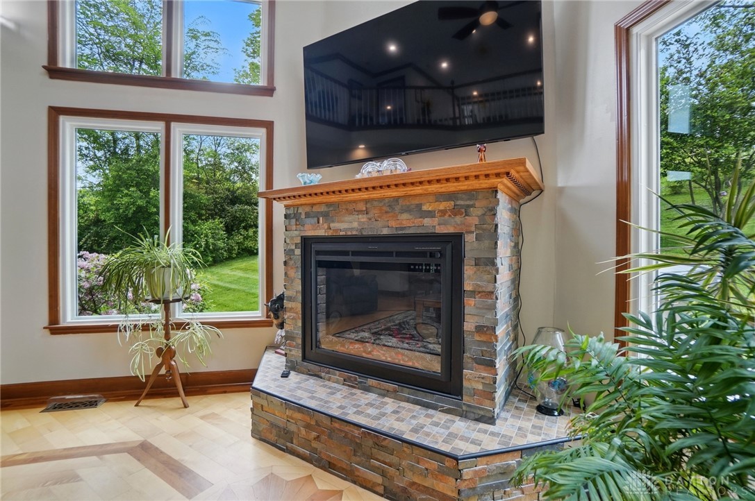 2642 Kilkenny Court, Springfield, Ohio image 18