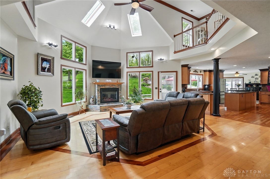 2642 Kilkenny Court, Springfield, Ohio image 12