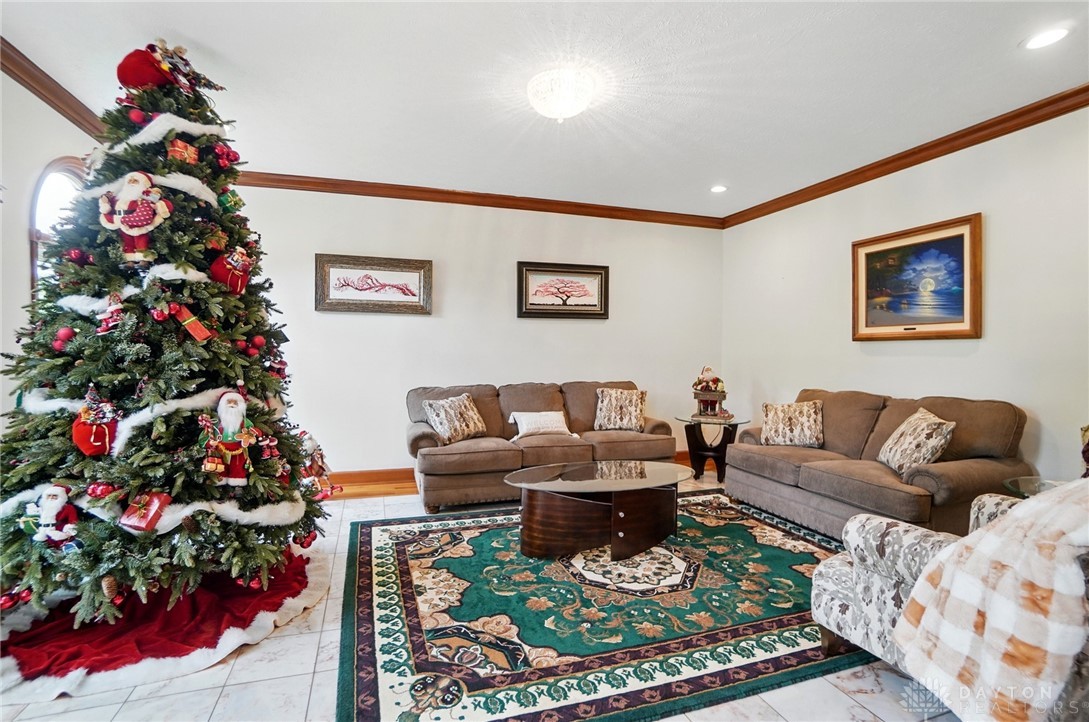 2642 Kilkenny Court, Springfield, Ohio image 43