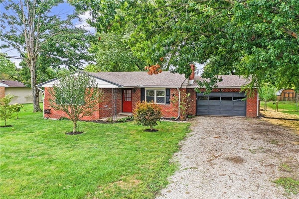 4853 ECK RD, MIDDLETOWN, OH 45042 - Image 1365a1b38caec4a1bcf9e9e3e69b0a1e/1969963560