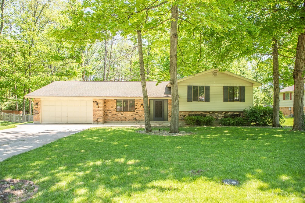 316 Honey Jane Drive, Beavercreek, Ohio image 1