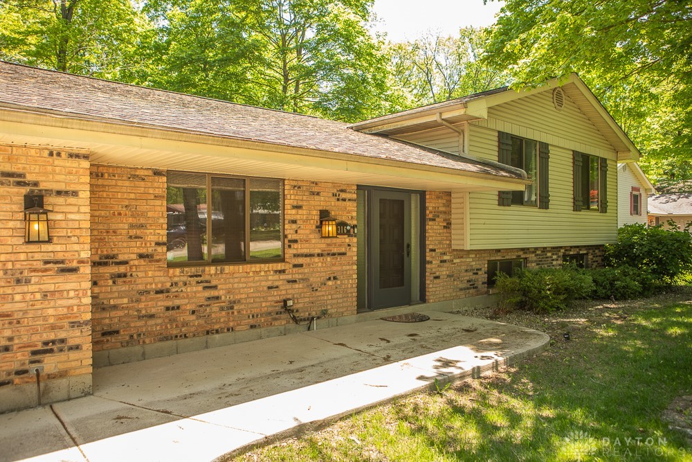 316 Honey Jane Drive, Beavercreek, Ohio image 3