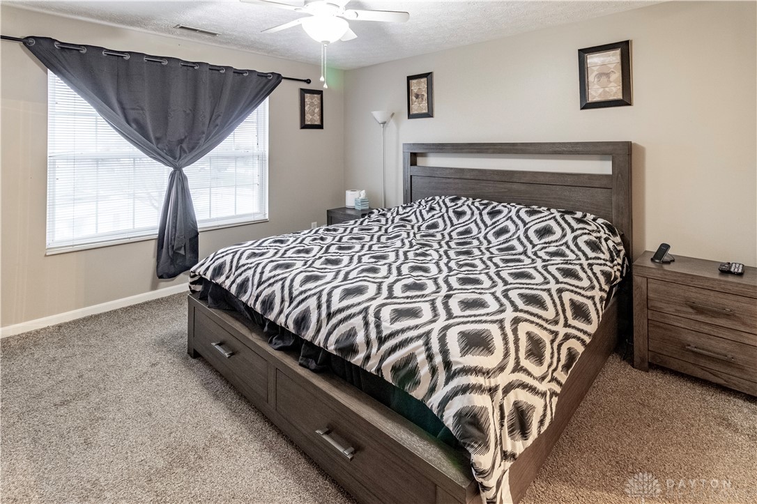 9289 Great Lakes Circle, Dayton, Ohio image 24