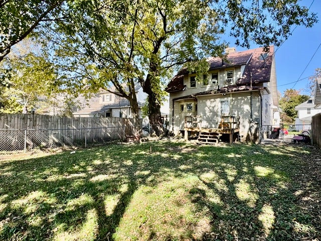 305 E Northern Avenue