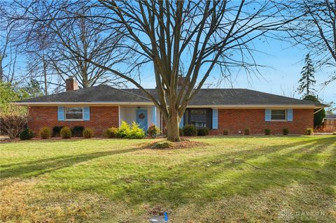 Photo of 200 Cardigan Road, Dayton, OH 45459 (MLS # 951120)