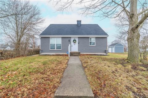 Photo of 530 Gray Street, Piqua, OH 45356 (MLS # 950168)