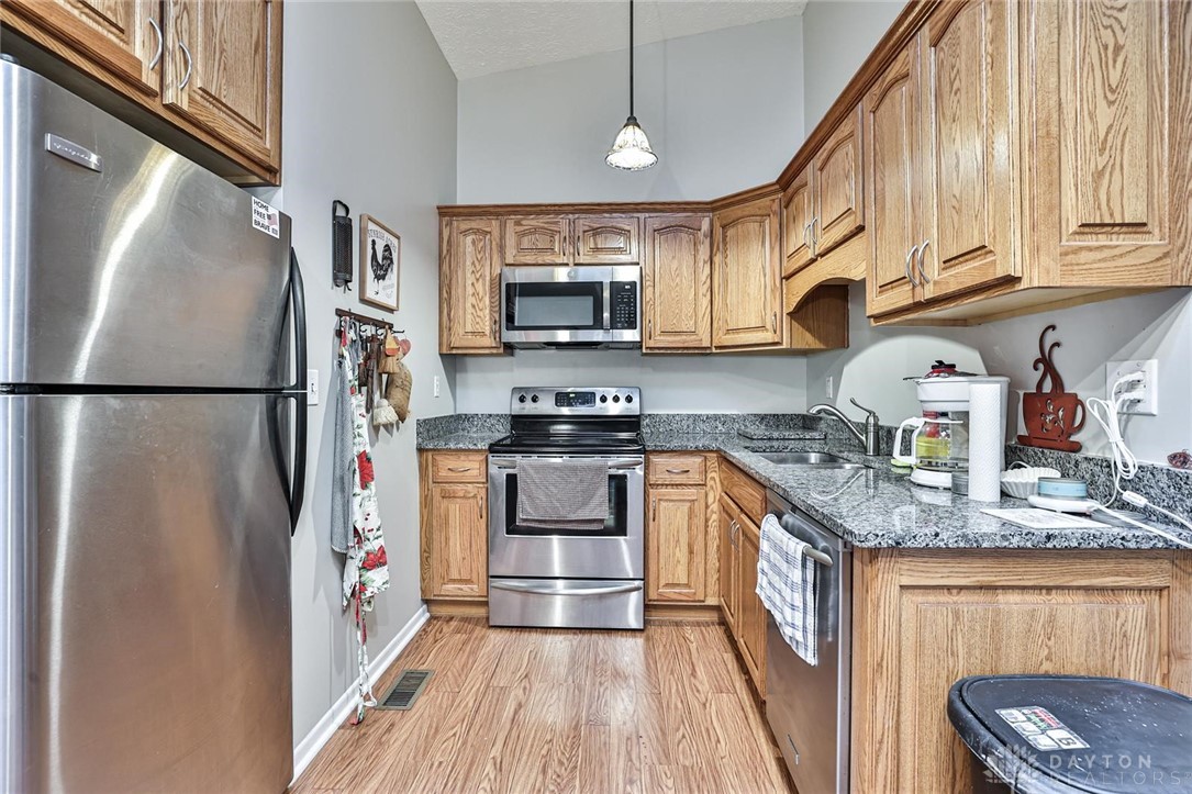 2282 Joshua Circle, Middletown, Ohio image 10