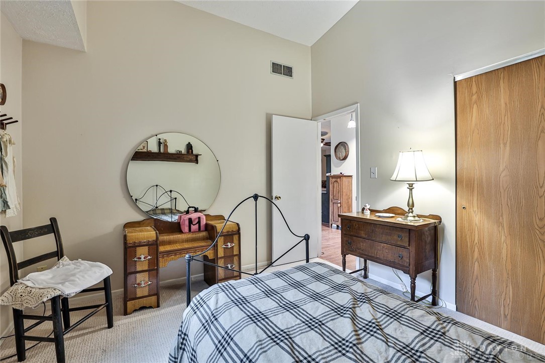2282 Joshua Circle, Middletown, Ohio image 14