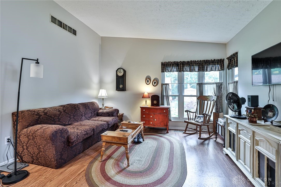 2282 Joshua Circle, Middletown, Ohio image 4