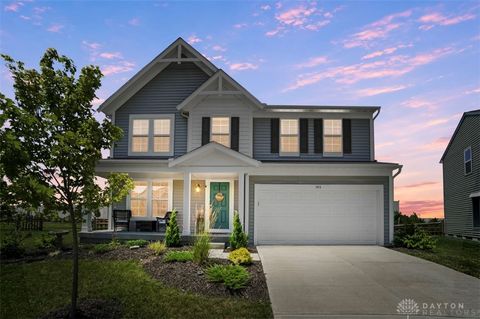 Photo of 595 Brassie Court, Lebanon, OH 45036 (MLS # 962588)
