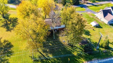 Tiny photo for 547 Lakengren Drive, Eaton, OH 45320 (MLS # 947059)