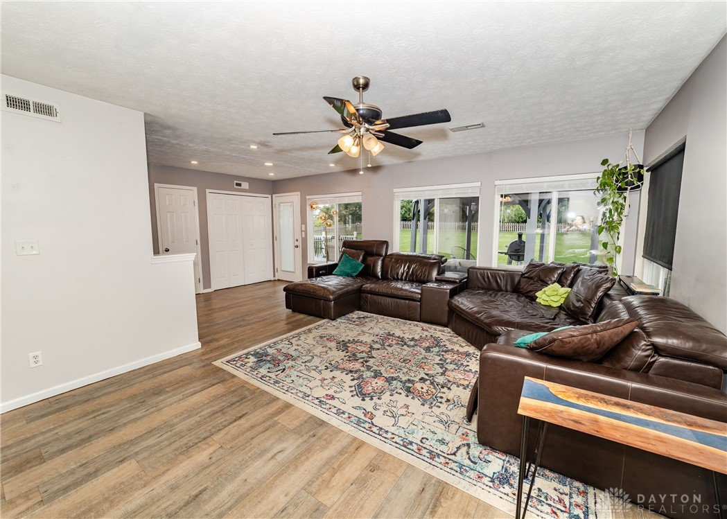 4317 Wood Thrush Court, Miamisburg, Ohio image 15