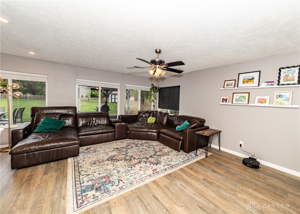 4317 Wood Thrush Court, Miamisburg, Ohio image 14